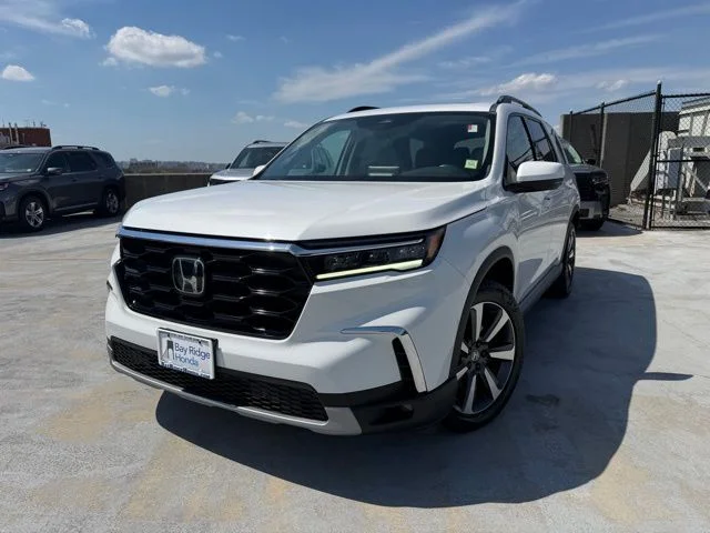 2023 Honda Pilot Touring