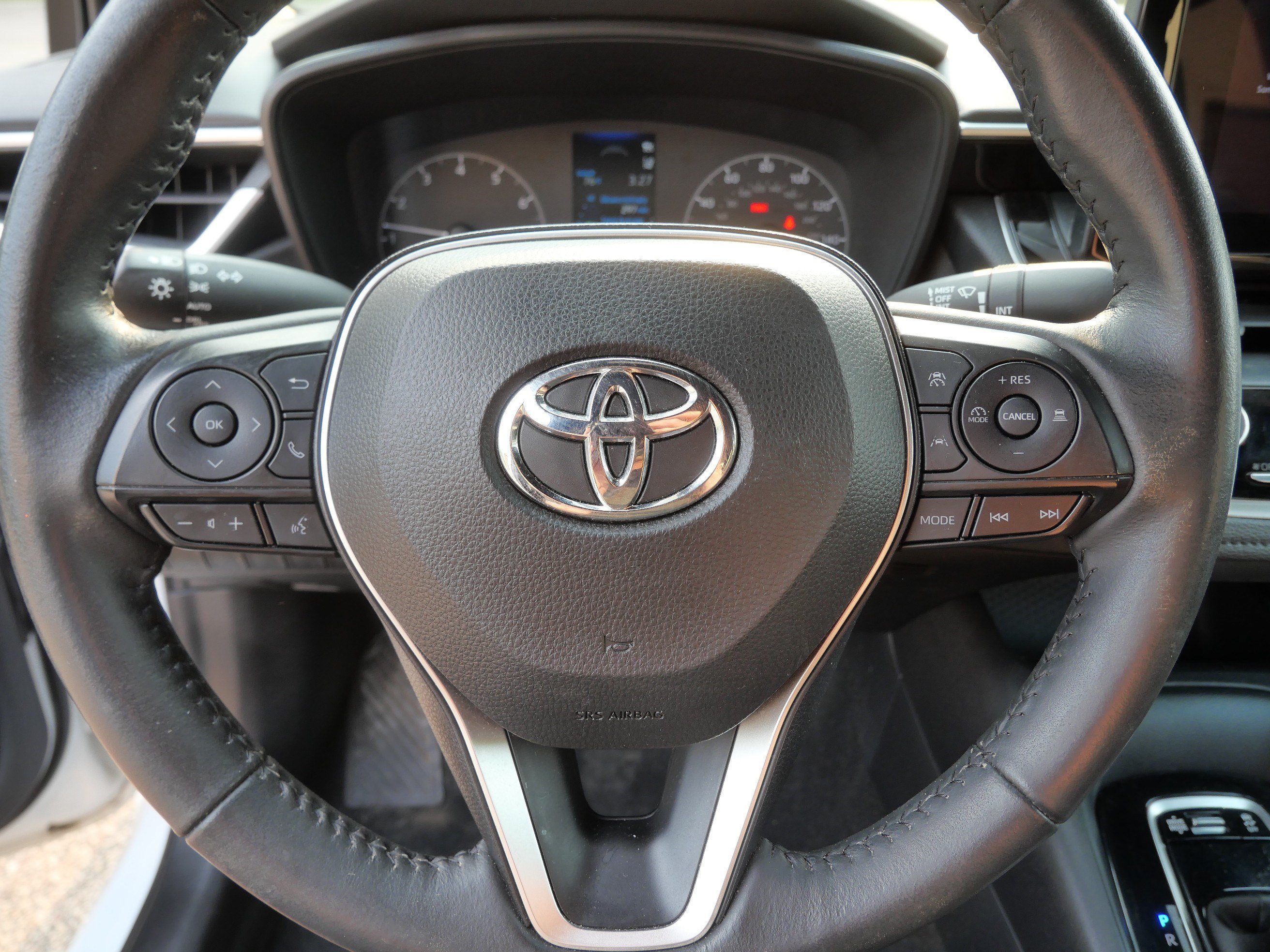 Certified Used 2023 Ice Cap Toyota SE image 26