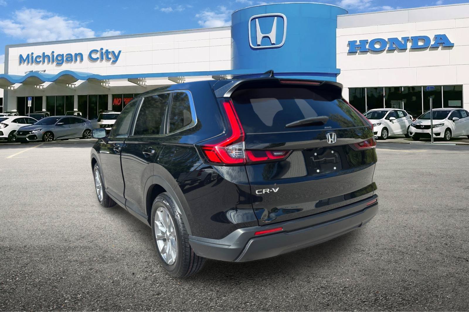Certified Used 2024  Honda EX image 3