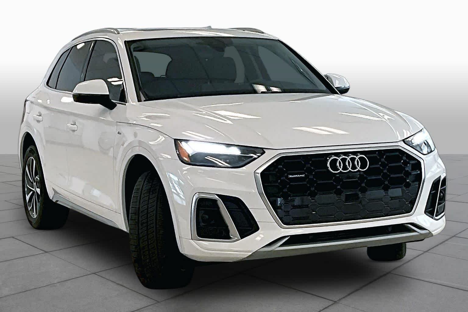 Used 2022 Ibis White Audi S line Premium Plus image 2