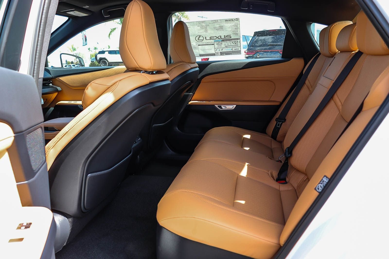 New 2026 Ultra White Lexus ES 350e PREMIUM image 22