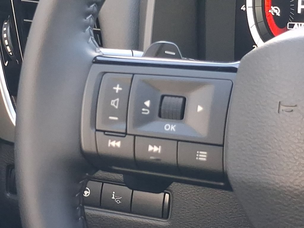 2026 Nissan Rogue Platinum - Photo 11