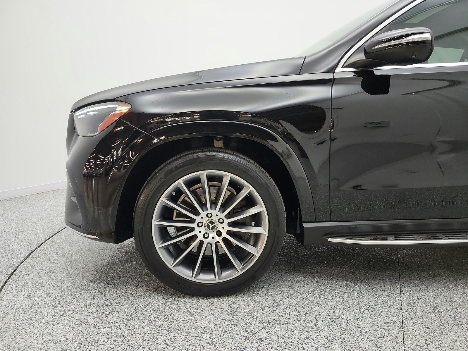 Used 2024 Black Mercedes-Benz GLE 350 4MATIC® SUV image 29