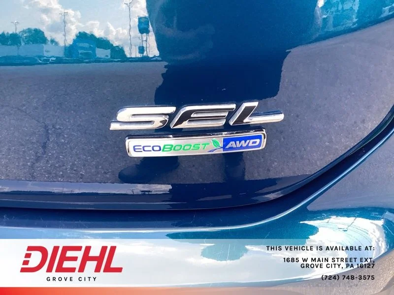 Used 2020 Green Ford SEL image 12