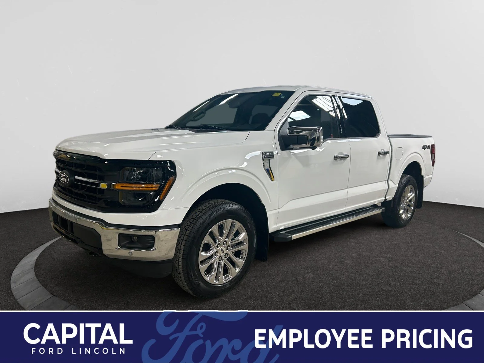 New 2026 Oxford White Ford XLT image 1