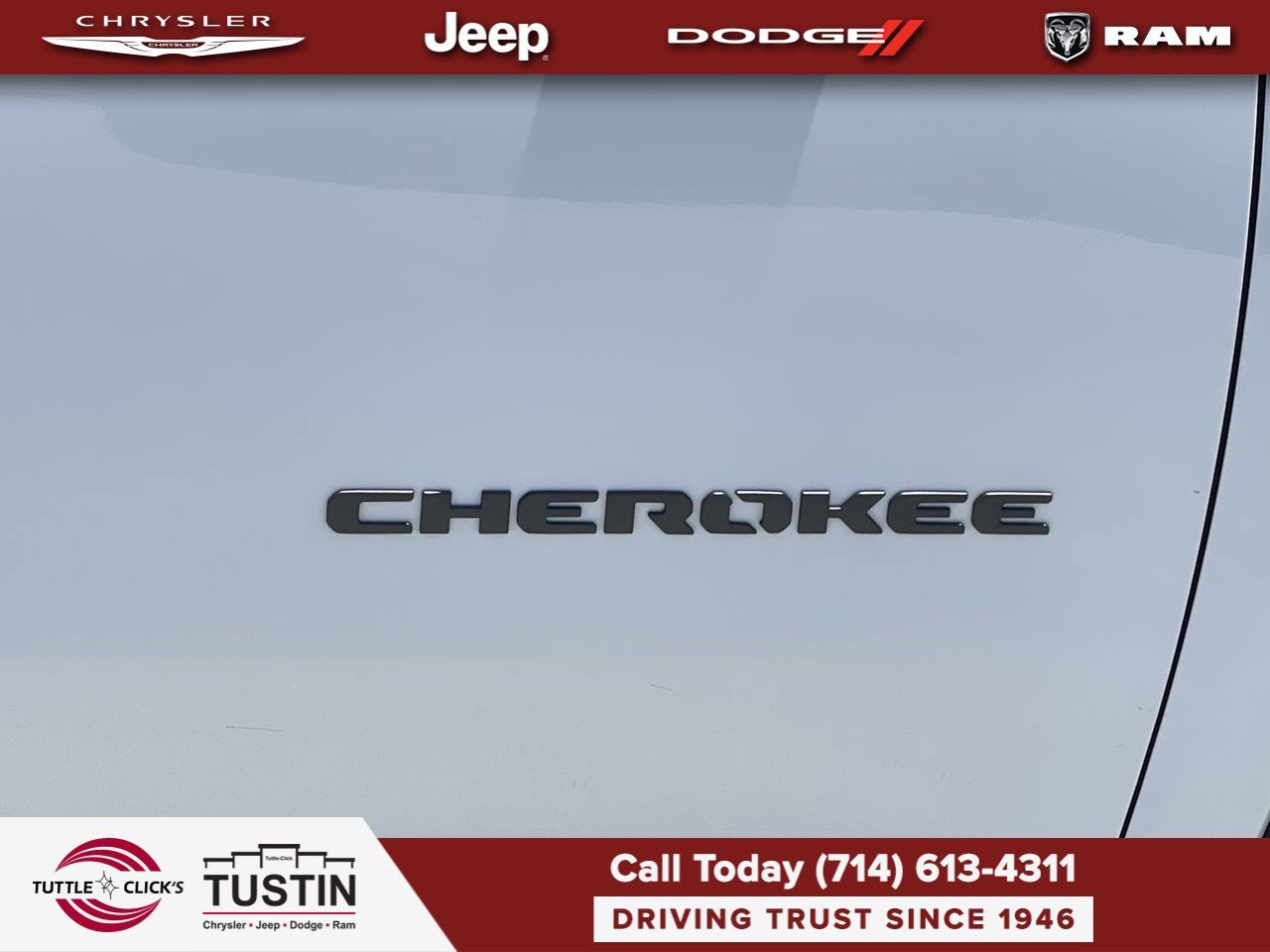 New 2026 Bright White Clear-Coat Exterior Paint Jeep Limited image 8