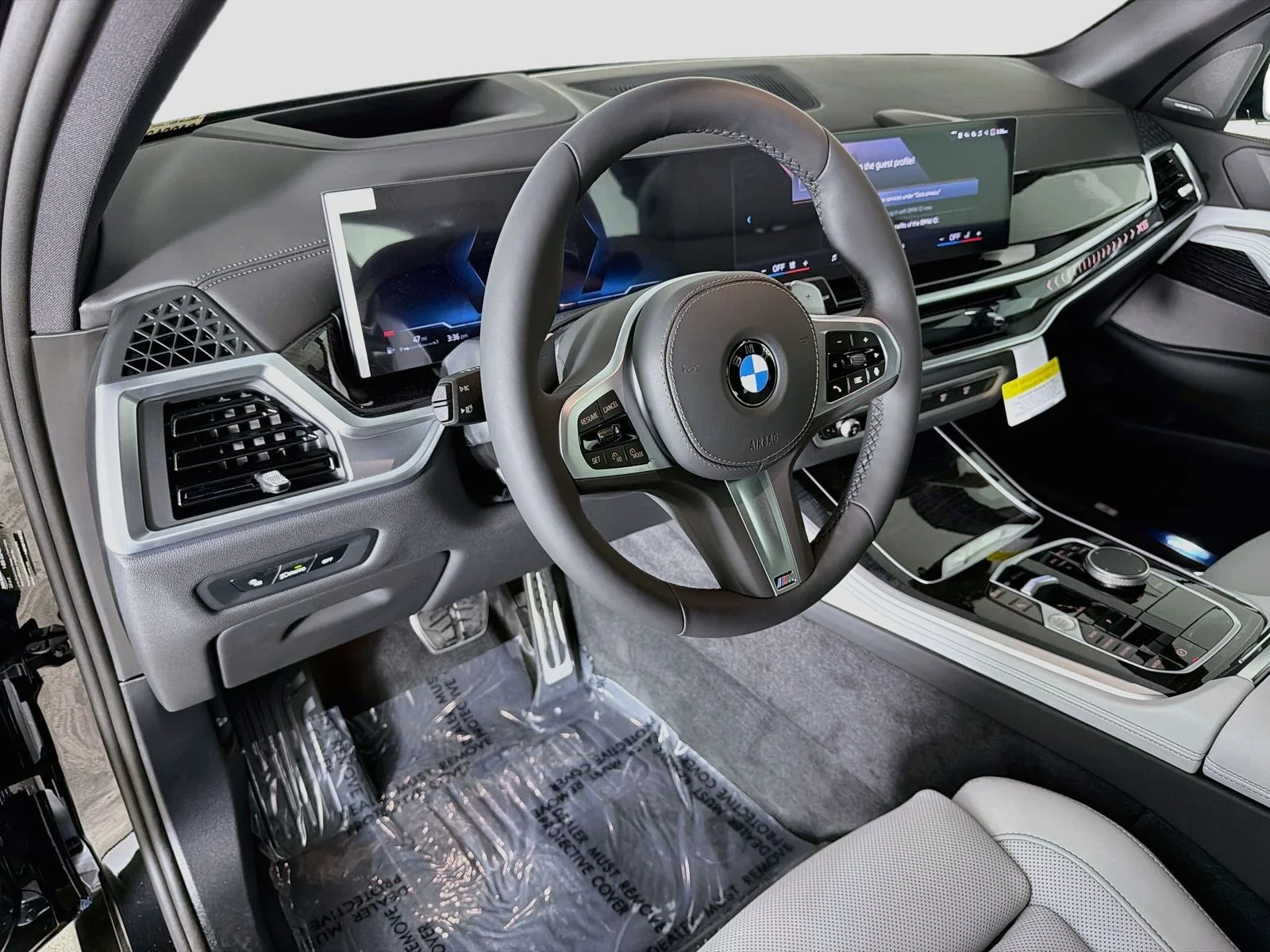 New 2026 Black Sapphire Metallic BMW sDrive40i image 9