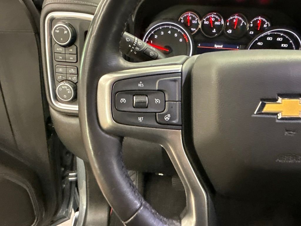 Used 2019 Gray Chevrolet LT image 28