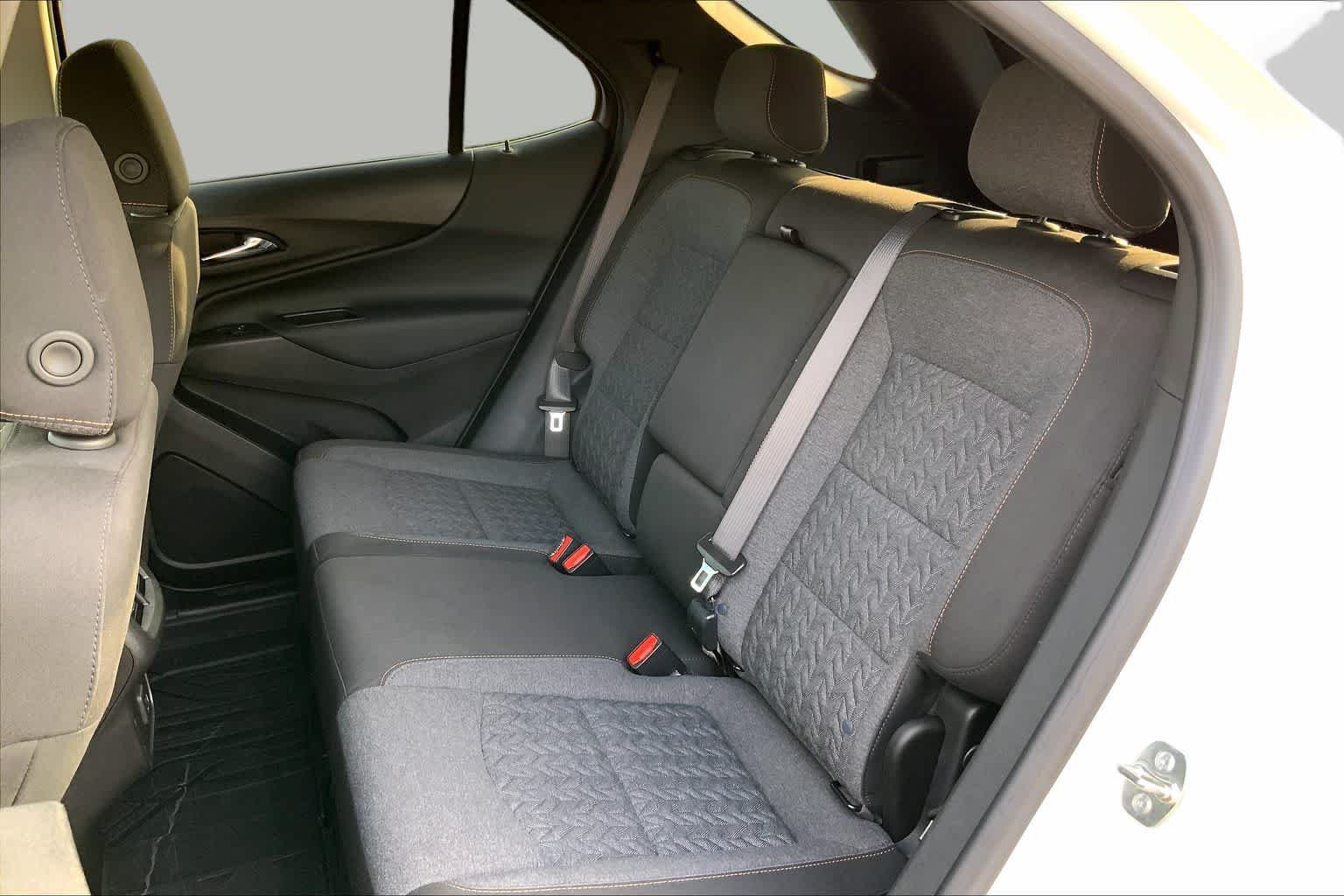 Used 2024 Summit White Chevrolet LT image 20