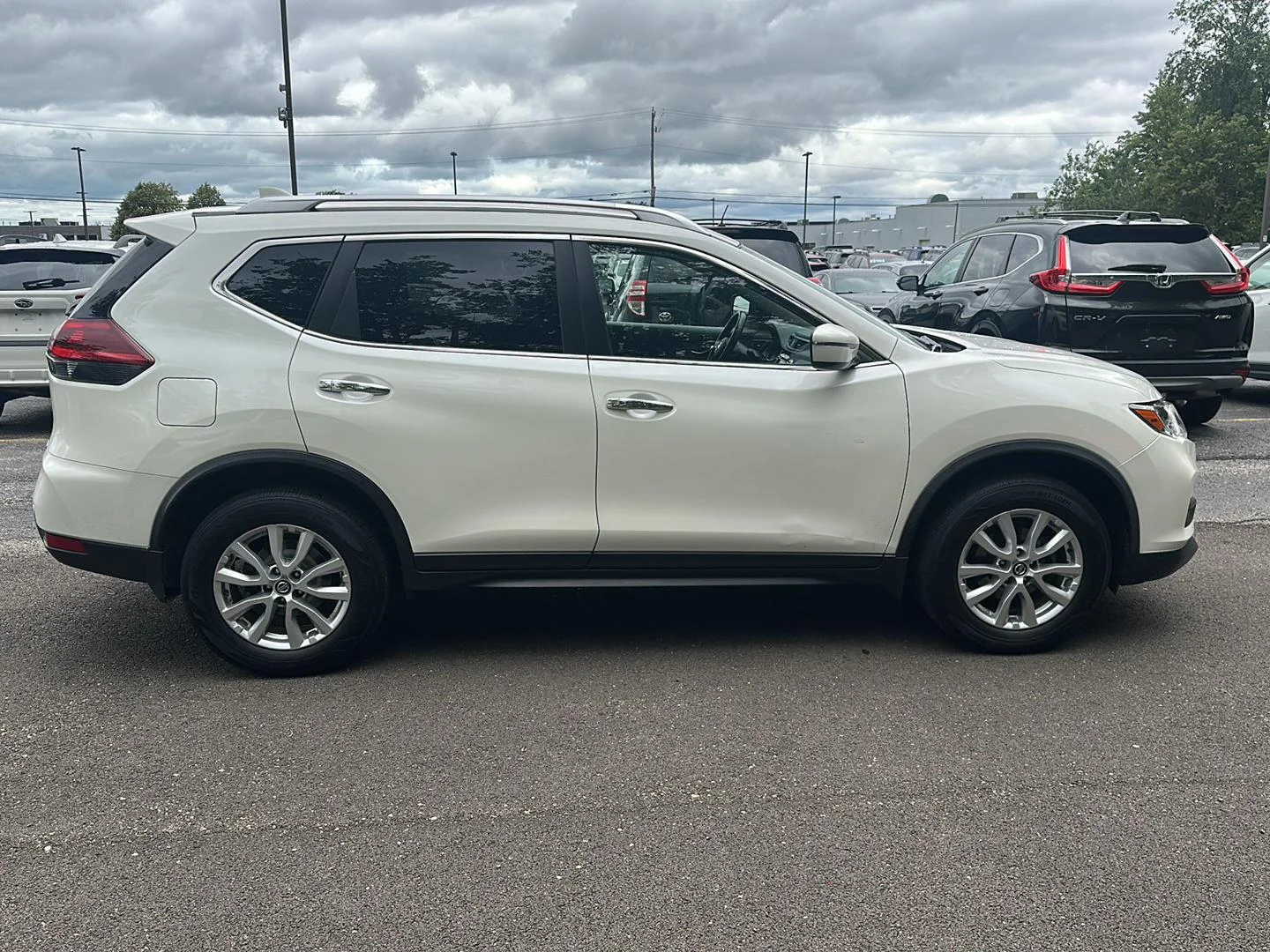 Used 2020 Pearl White Tricoat Nissan SV image 6