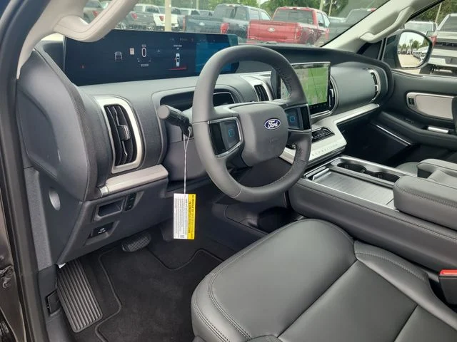 New 2027 Gray Metallic Ford Active image 22