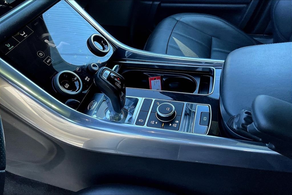 Used 2020  Land Rover HSE image 19
