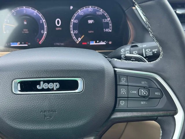 Used 2025 Red Jeep Limited image 26
