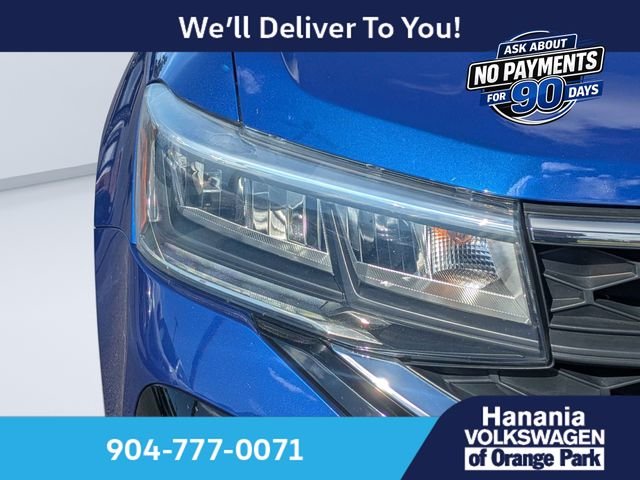 Used 2022 Blue Volkswagen 1.5T SE image 9