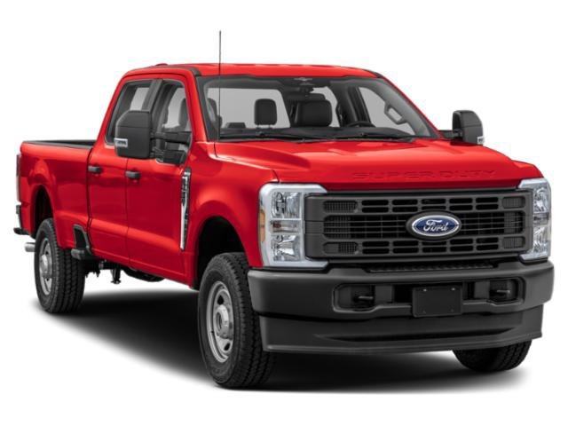 Used 2024  Ford  image 6