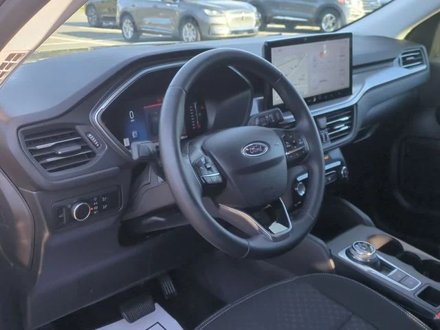 Used 2024 Gray Ford Active image 20