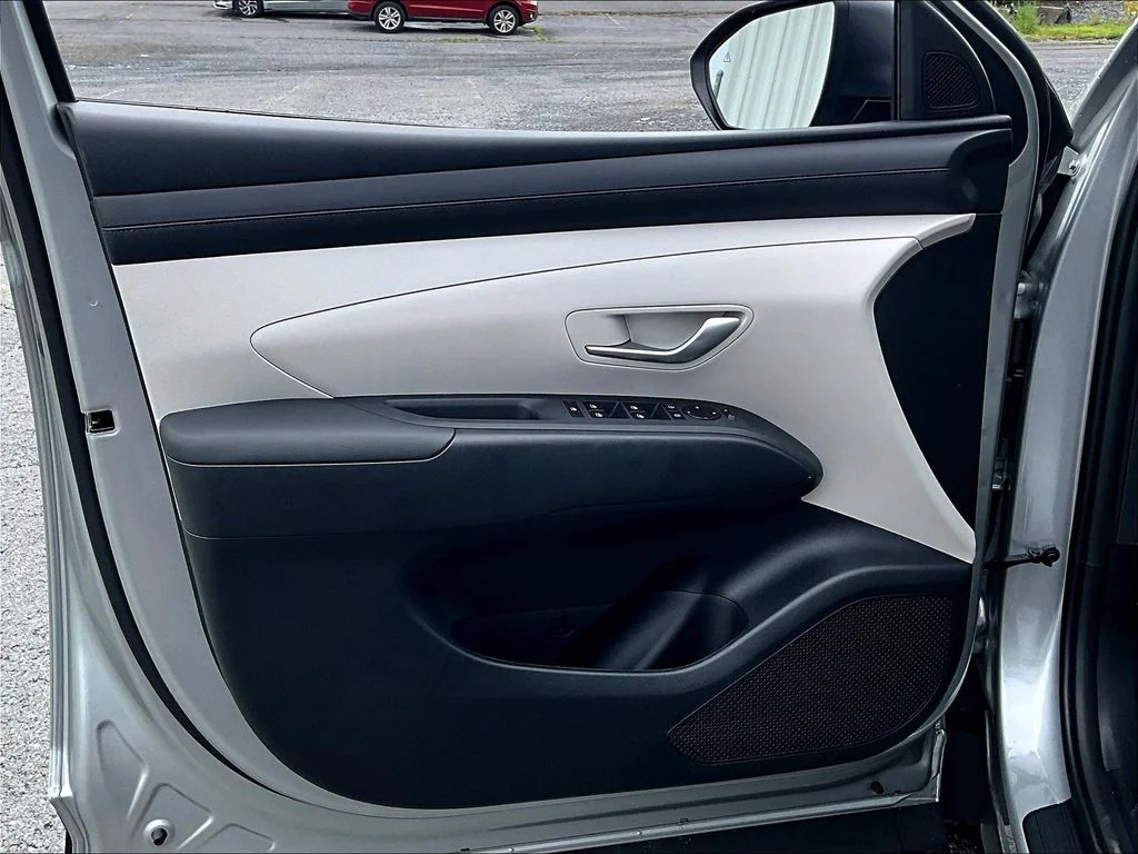 New 2026 Silver Hyundai SEL image 24