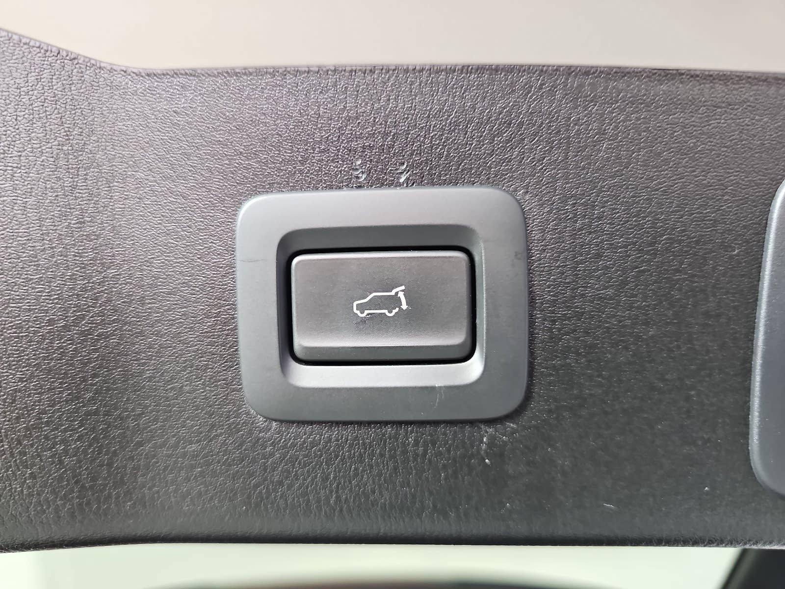 Used 2025 Silver Mazda 2.5 S Preferred Package image 13
