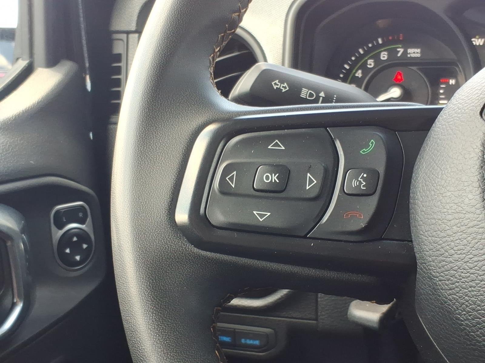 Used 2024 Black Clearcoat Jeep Sport S image 27