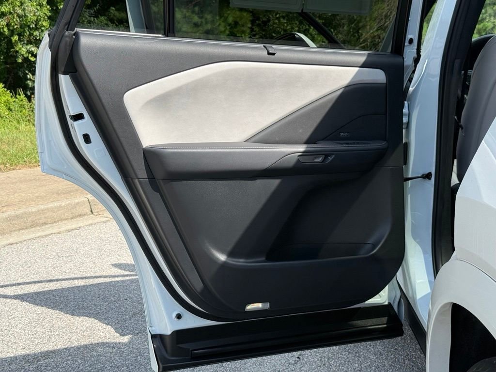 Certified Used 2024 WIND CHILL PEARL Lexus 350 Luxury image 27