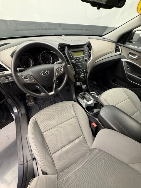 Used 2014 Blue Hyundai Base image 50