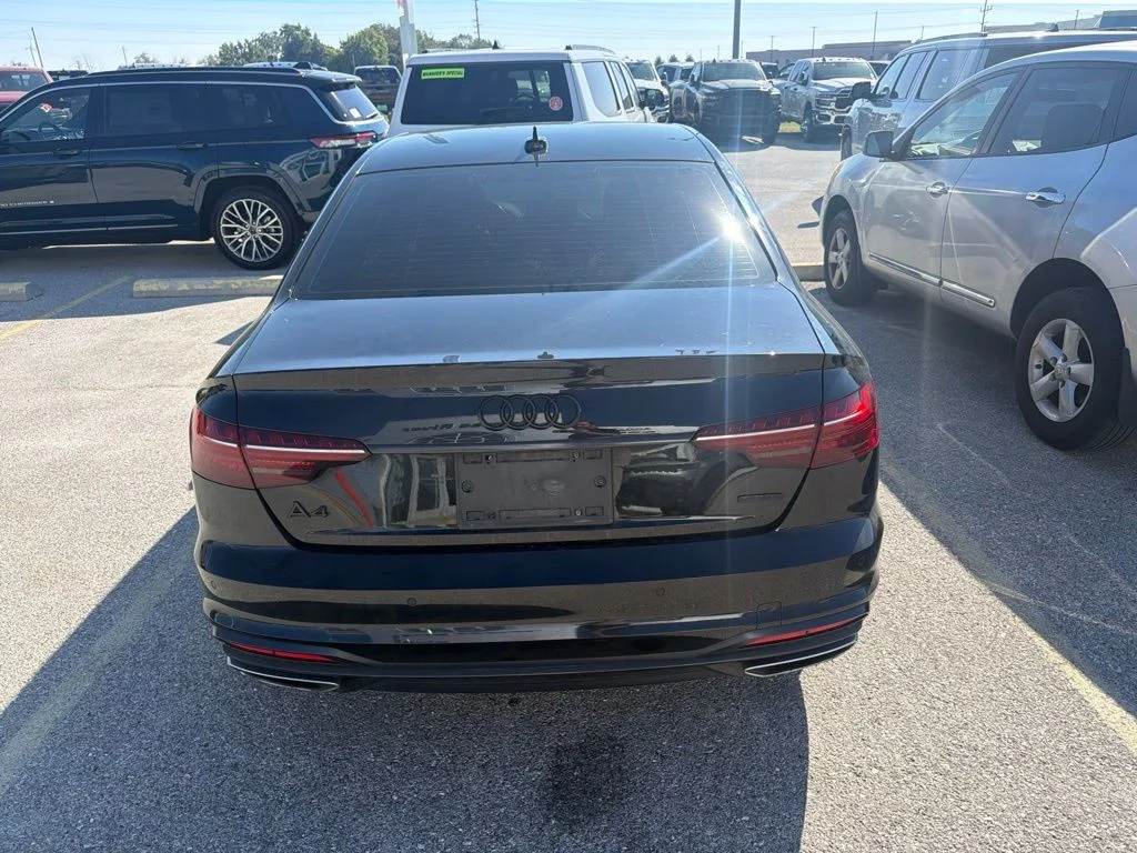 Used 2022 Black Audi  image 5