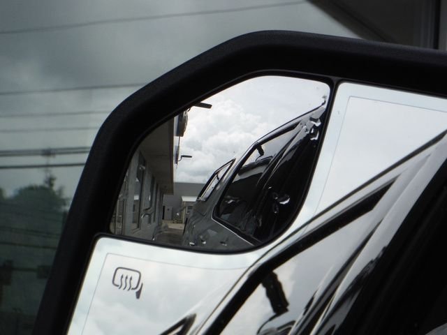 Used 2015  Ford XLT image 36