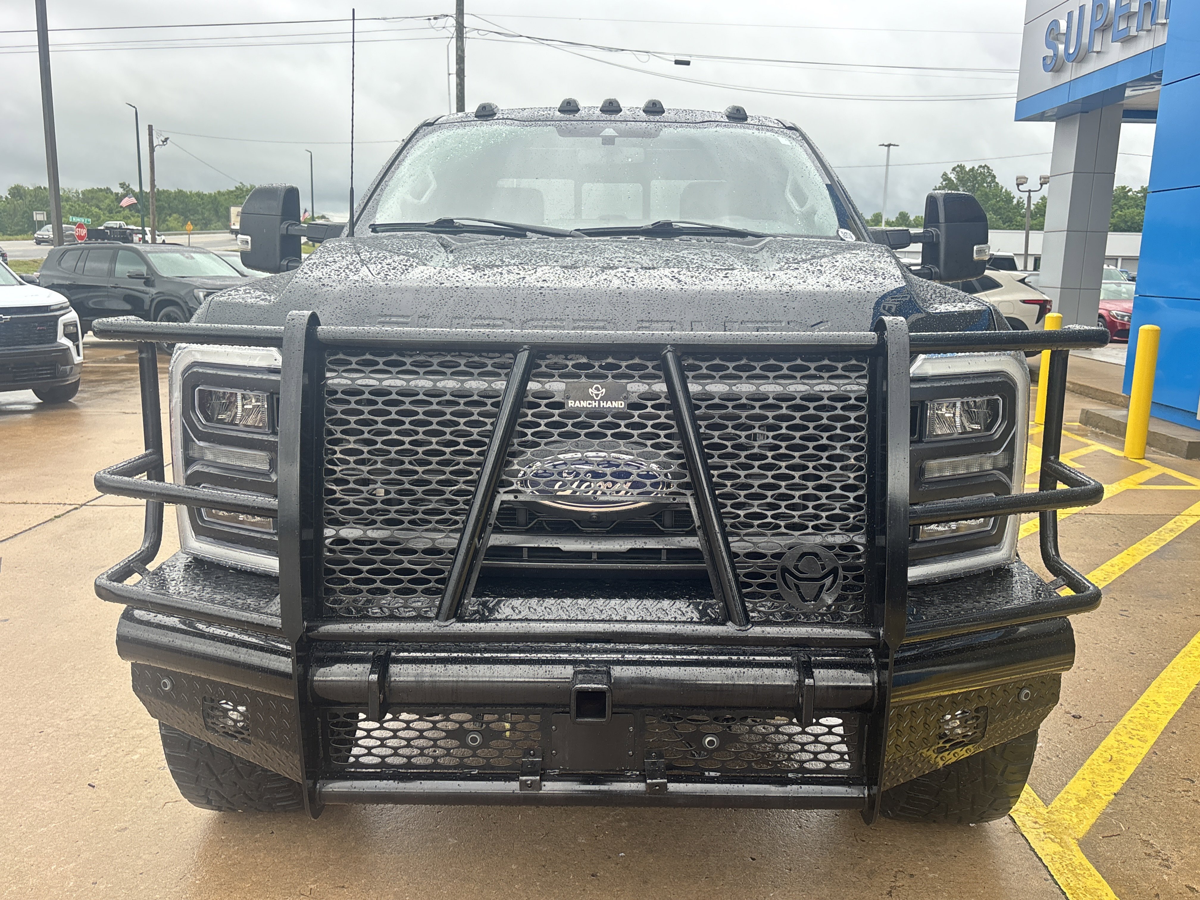 Used 2023  Ford XL image 11