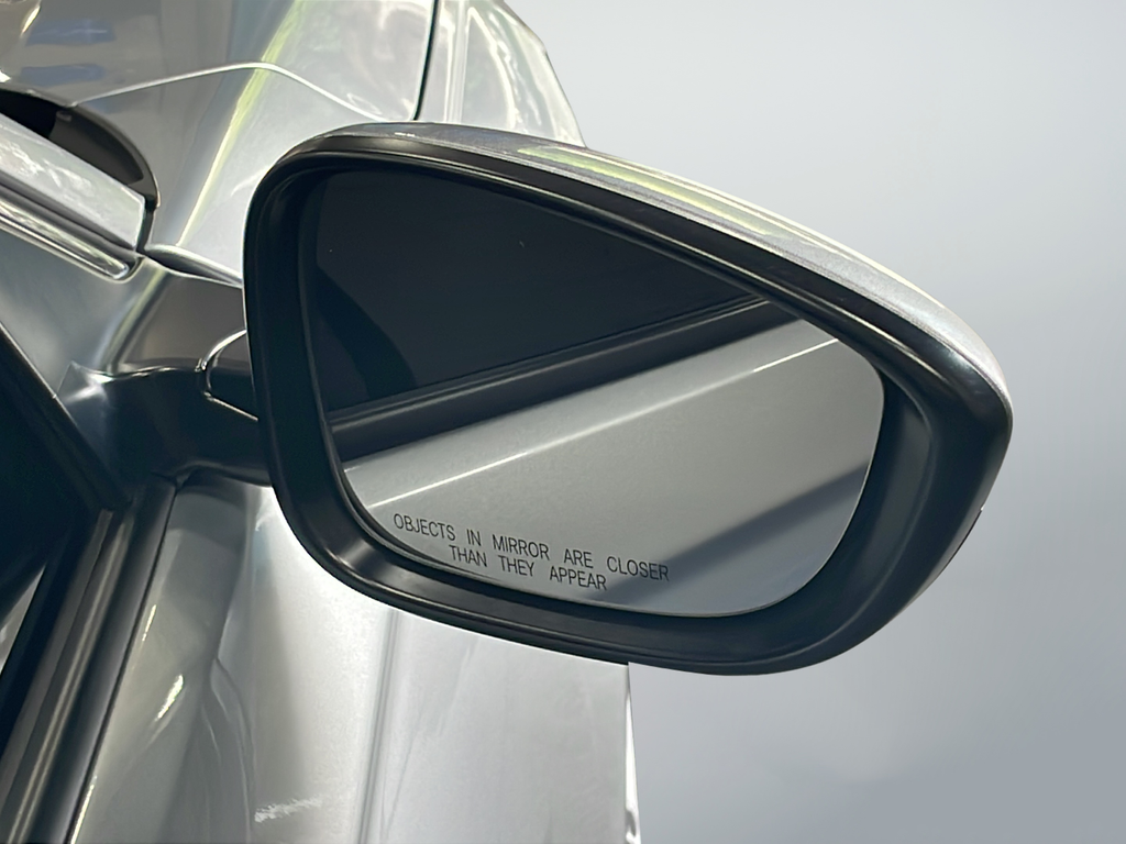 Used 2025 Silver Honda LX image 39