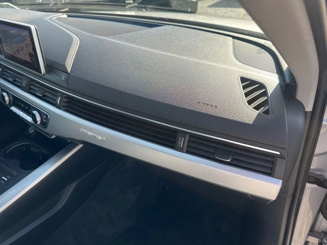 Used 2017  Audi 2.0T Premium image 31