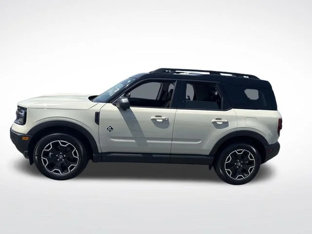 Used 2025 Beige Ford Outer Banks image 2