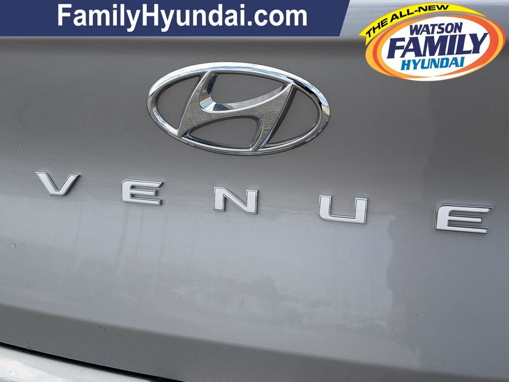2025 Hyundai Venue SEL - Photo 30