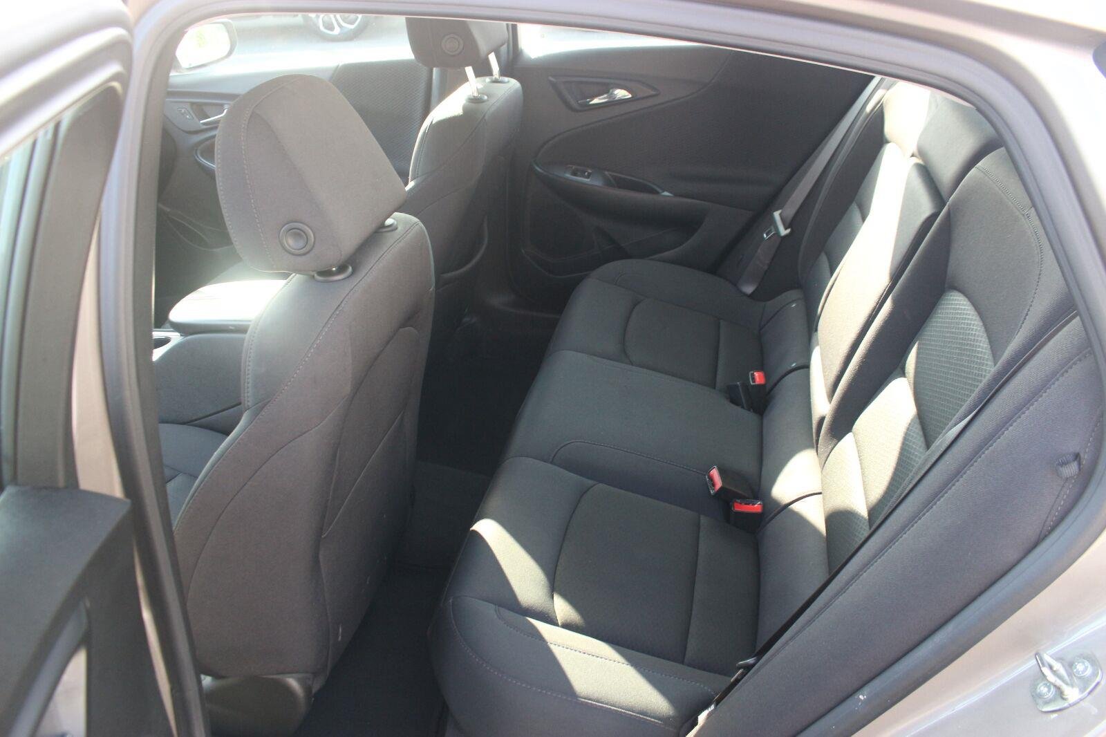 Used 2024 Mineral Gray Metallic Chevrolet 1LT image 29