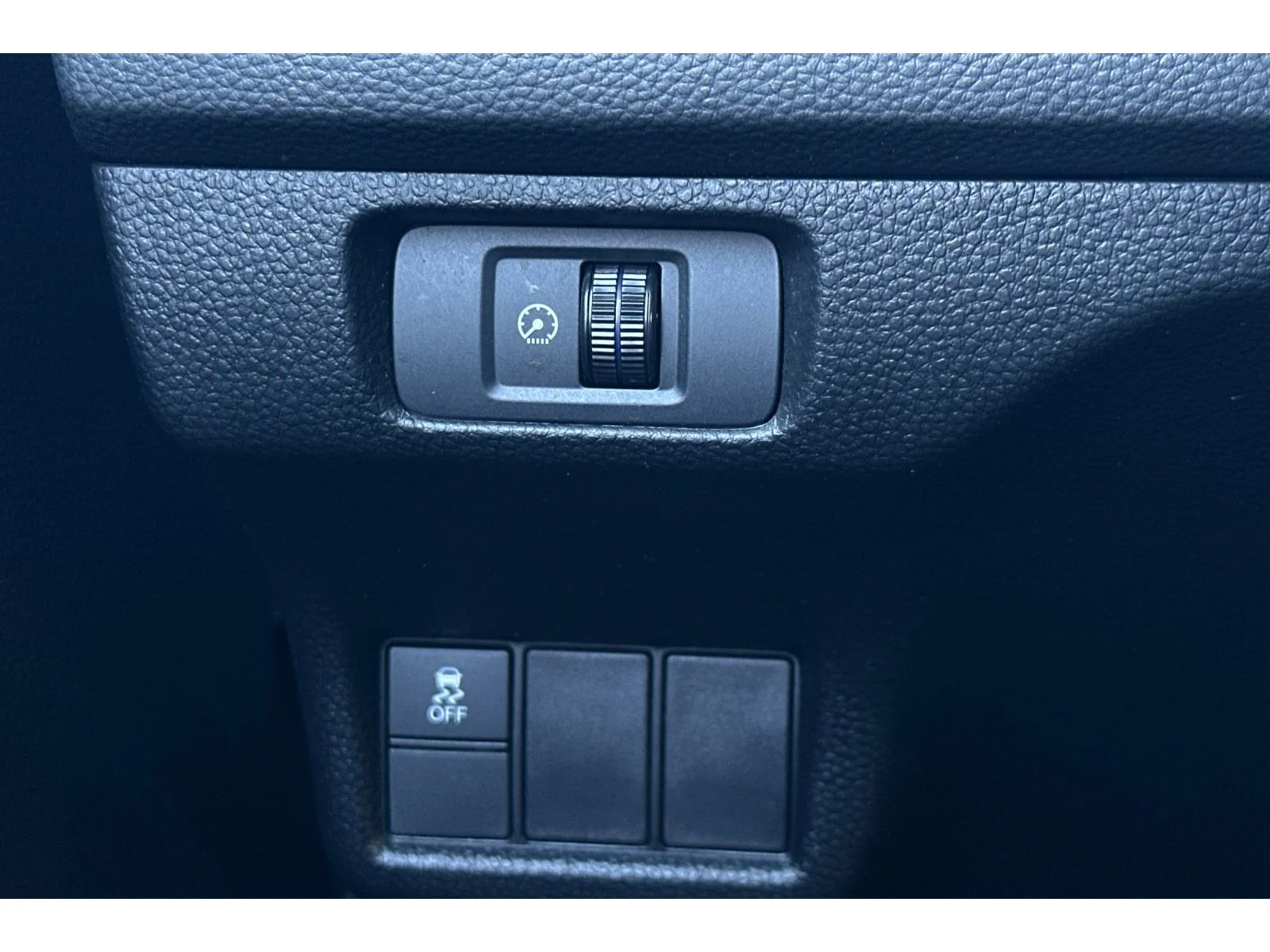 Used 2025 Solar Silver Metallic Honda Sport image 42