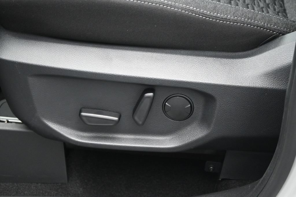 New 2026 Avalanche Ford XLT image 9