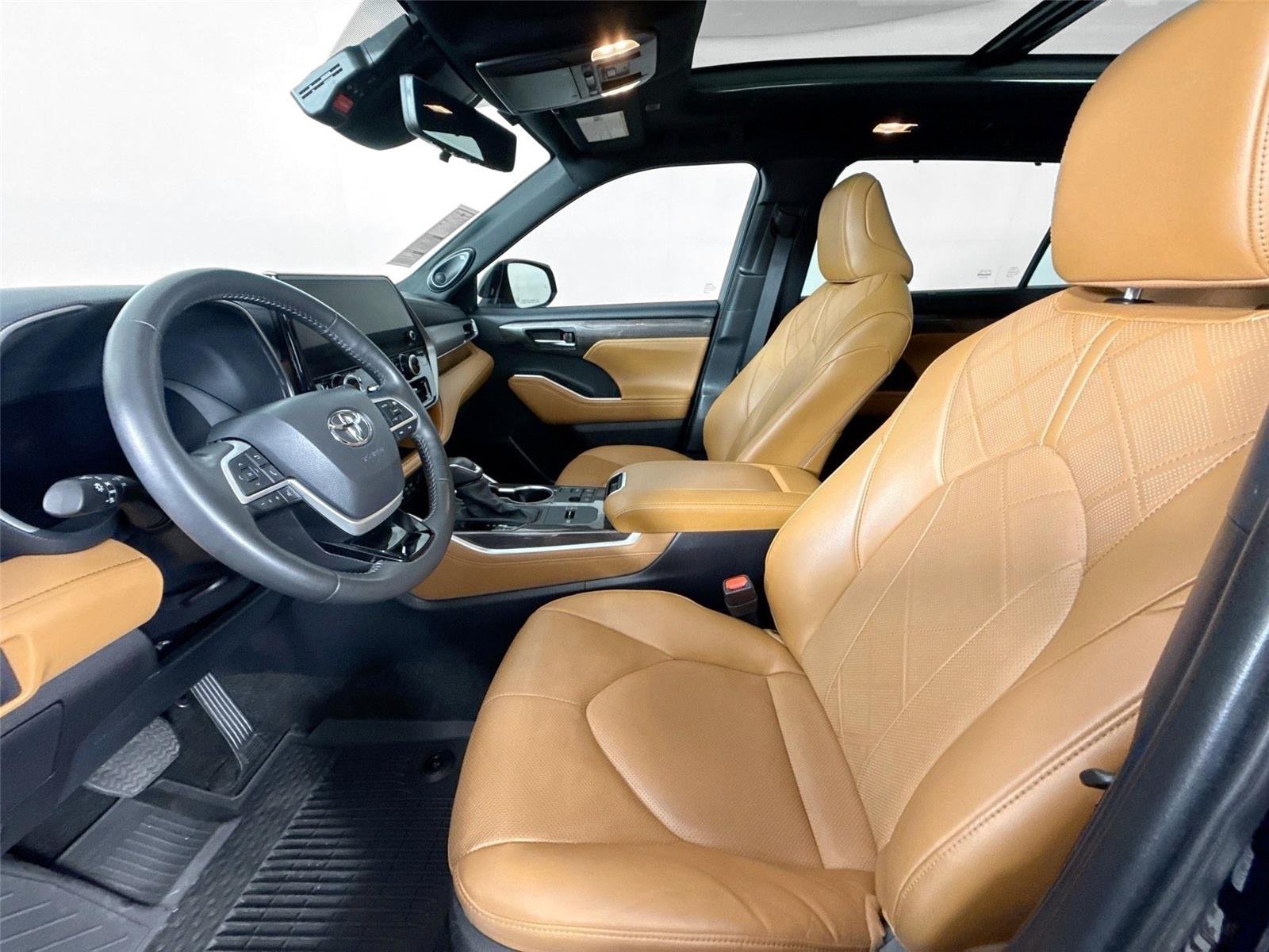 Used 2024 Blueprint Toyota Platinum image 3