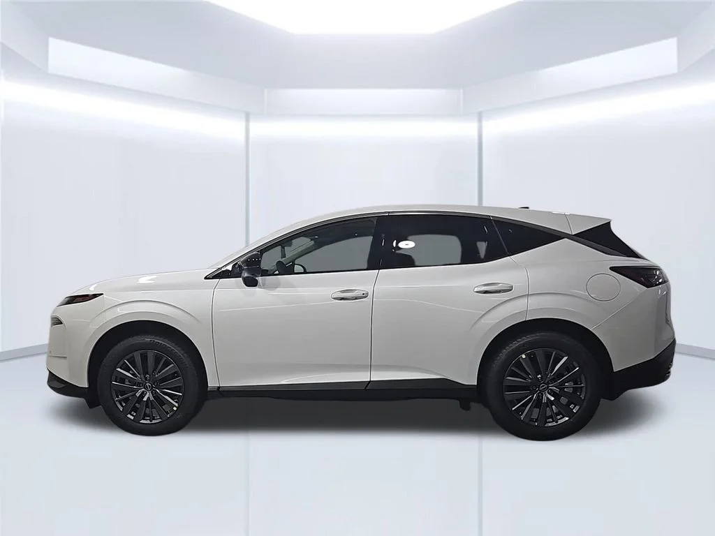 New 2026 Everest White Pearl TriCoat Nissan SL image 2
