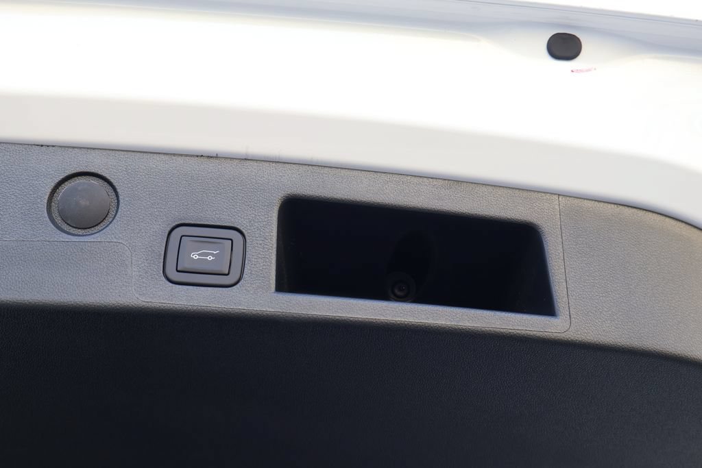 2027 Chevrolet Equinox LT - Photo 46