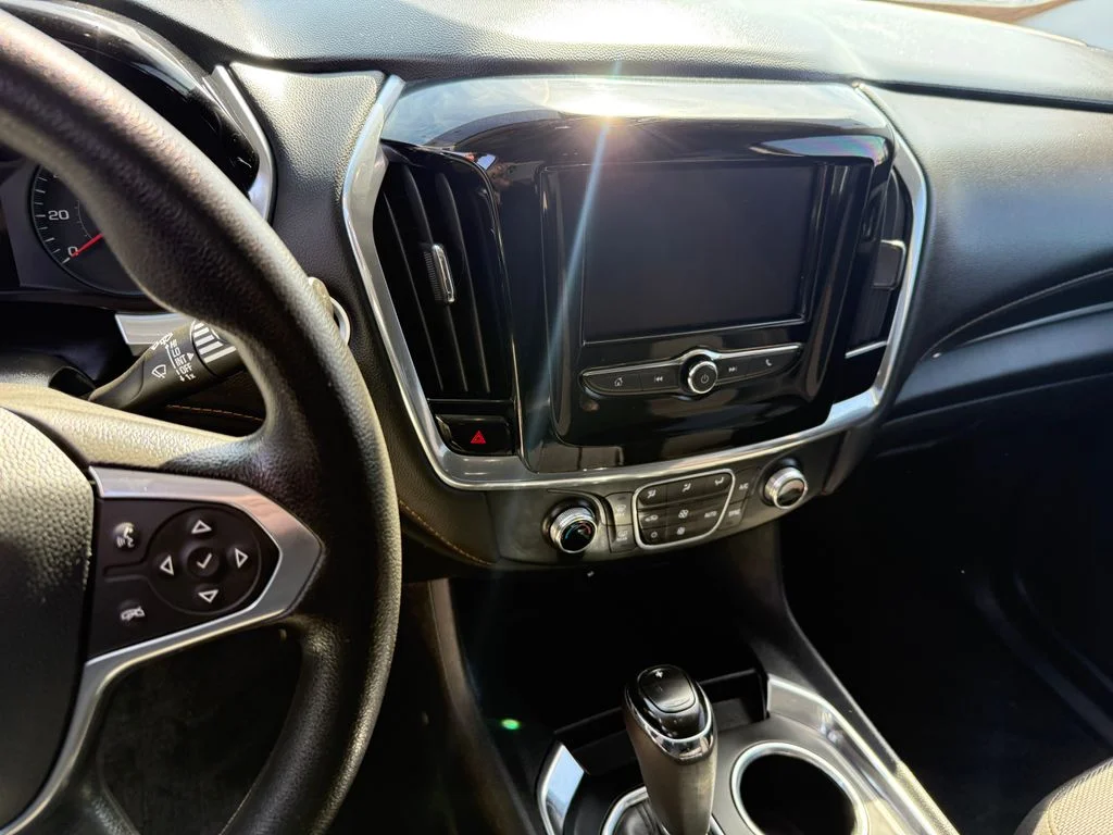 Used 2020 Gray Chevrolet LS image 26