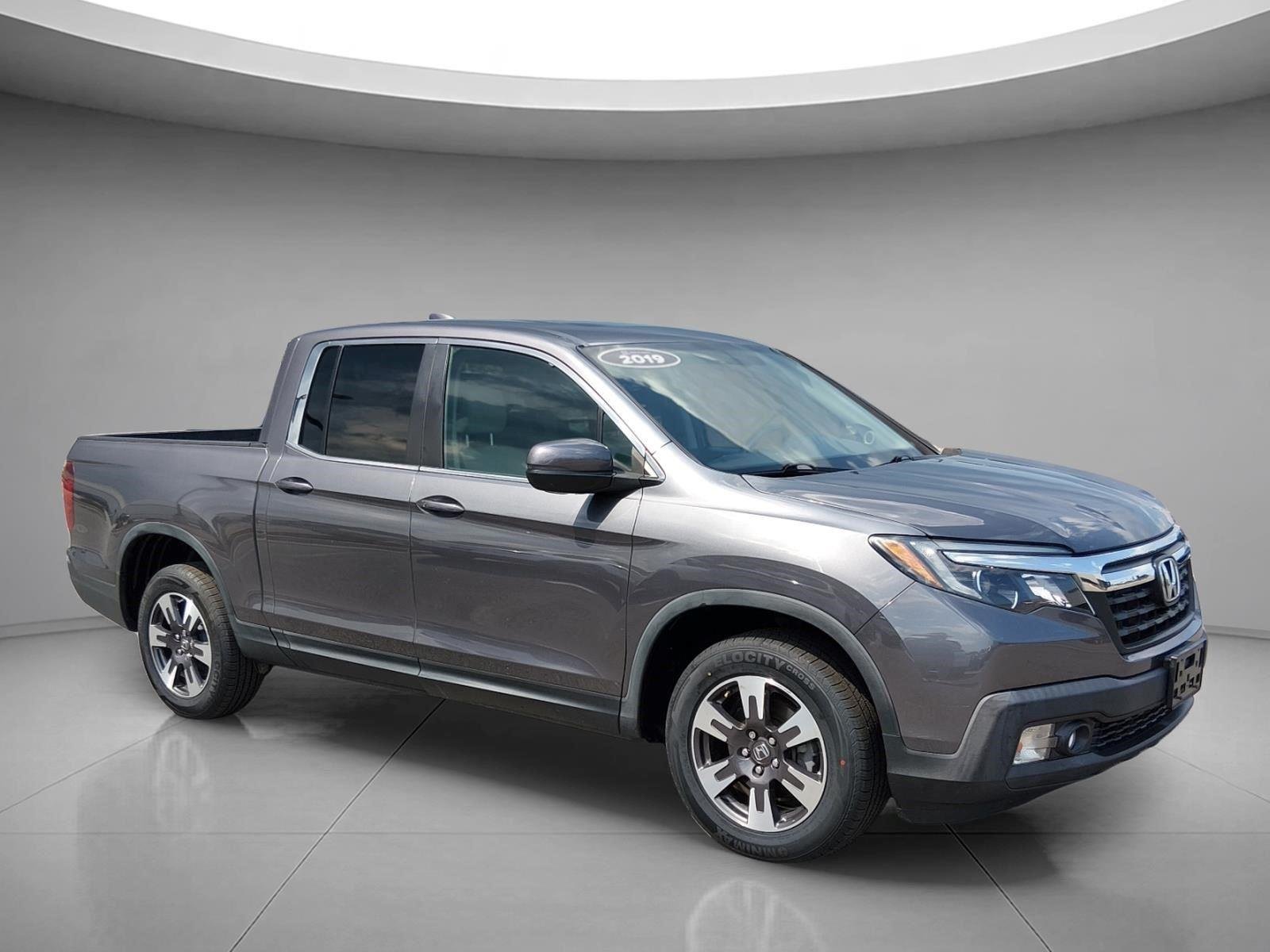Used 2019 Modern Steel Metallic Honda RTL image 7