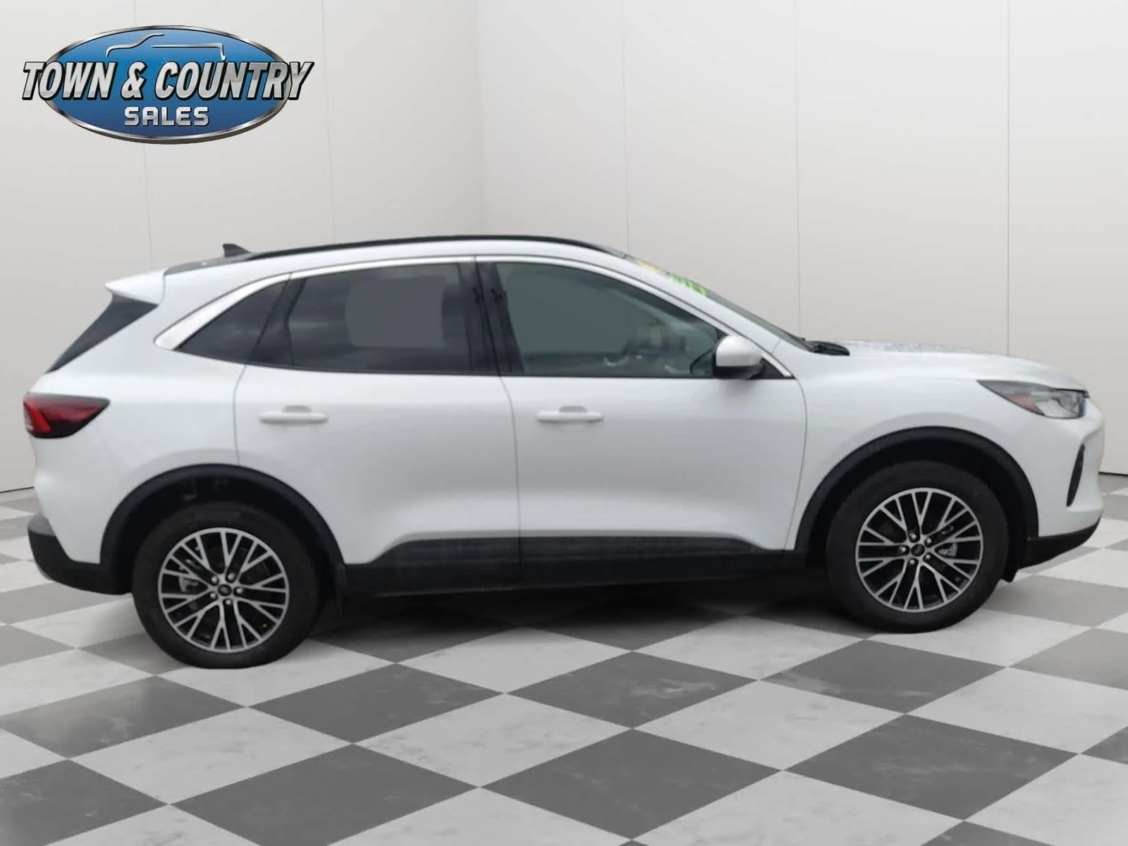 2023 Ford Escape PHEV - Photo 8