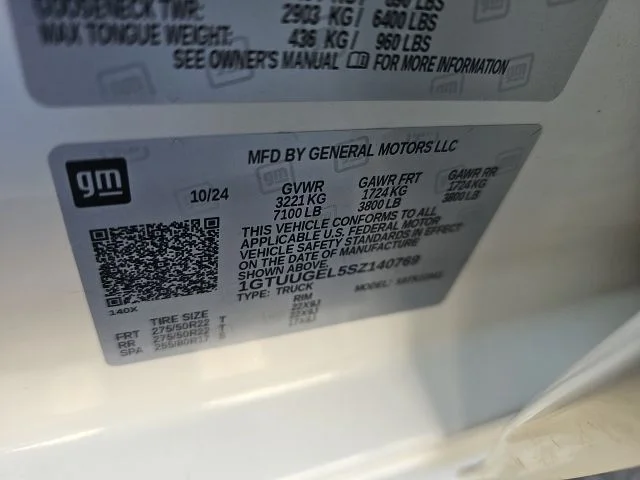 Used 2025 White GMC Denali image 18