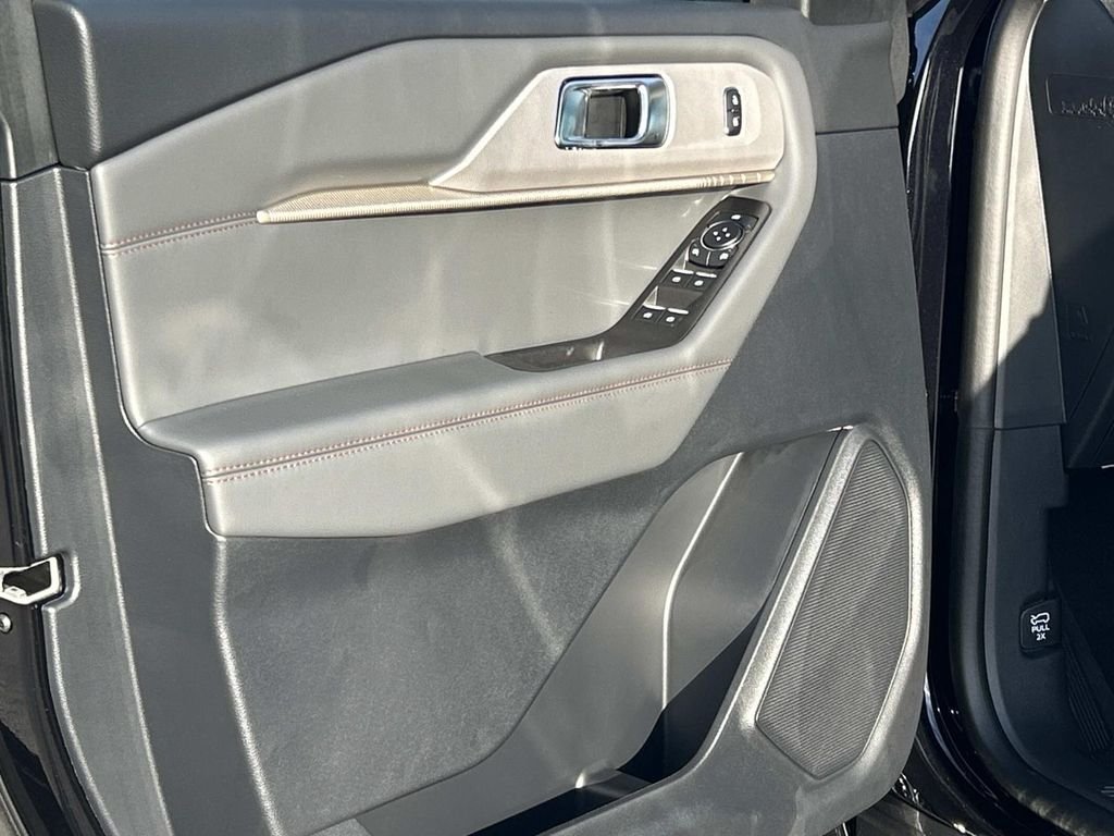 New 2026 Agate Black Metallic Ford Active image 20