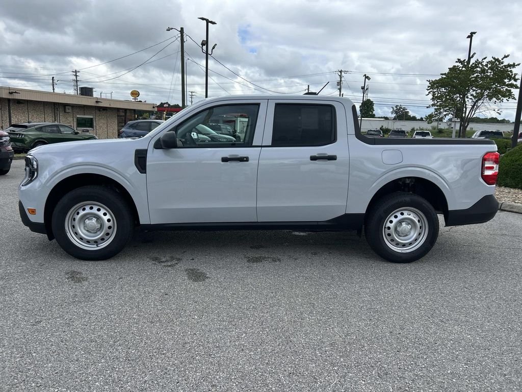 Used 2026 White Metallic Ford XL image 7
