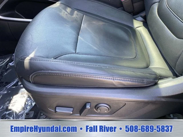 Used 2024 Black Hyundai Limited image 19