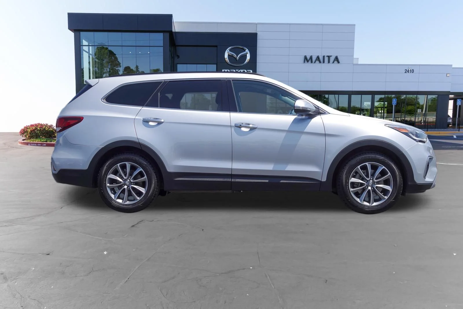 Used 2017 Hyundai Santa Fe SE with VIN KM8SN4HF5HU180621 for sale in Sacramento, CA