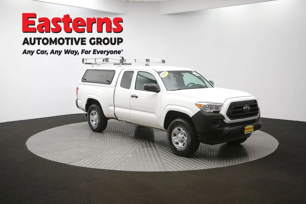 Used 2021 White Toyota SR image 47