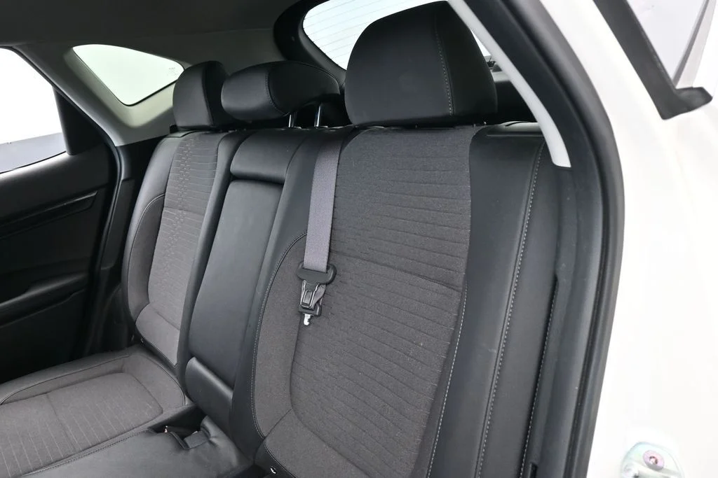 Used 2023 Clear White/Black Roof Kia S image 28