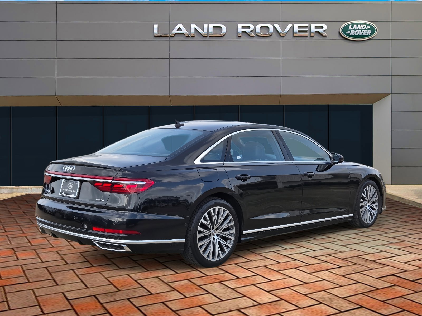 Used 2020 Black Metallic Audi 4.0 image 4