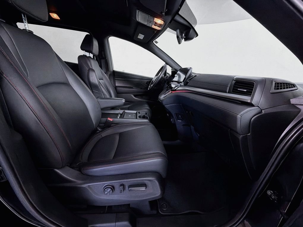 Used 2025  Honda Sport-L image 30